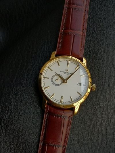 Vacheron Constantin Patrimony 87172 38mm 2455 Automatic Movement Red Strap Gold Case Watch